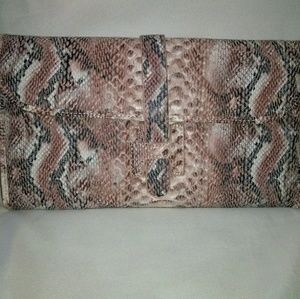 Snake print structur